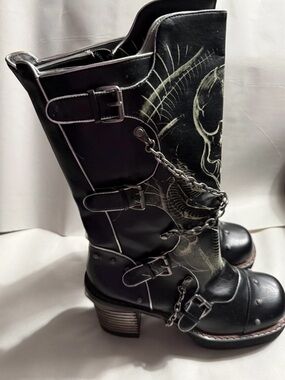 Hades Spawn Women’s Boots Glow In The Dark Skulls SZ 9